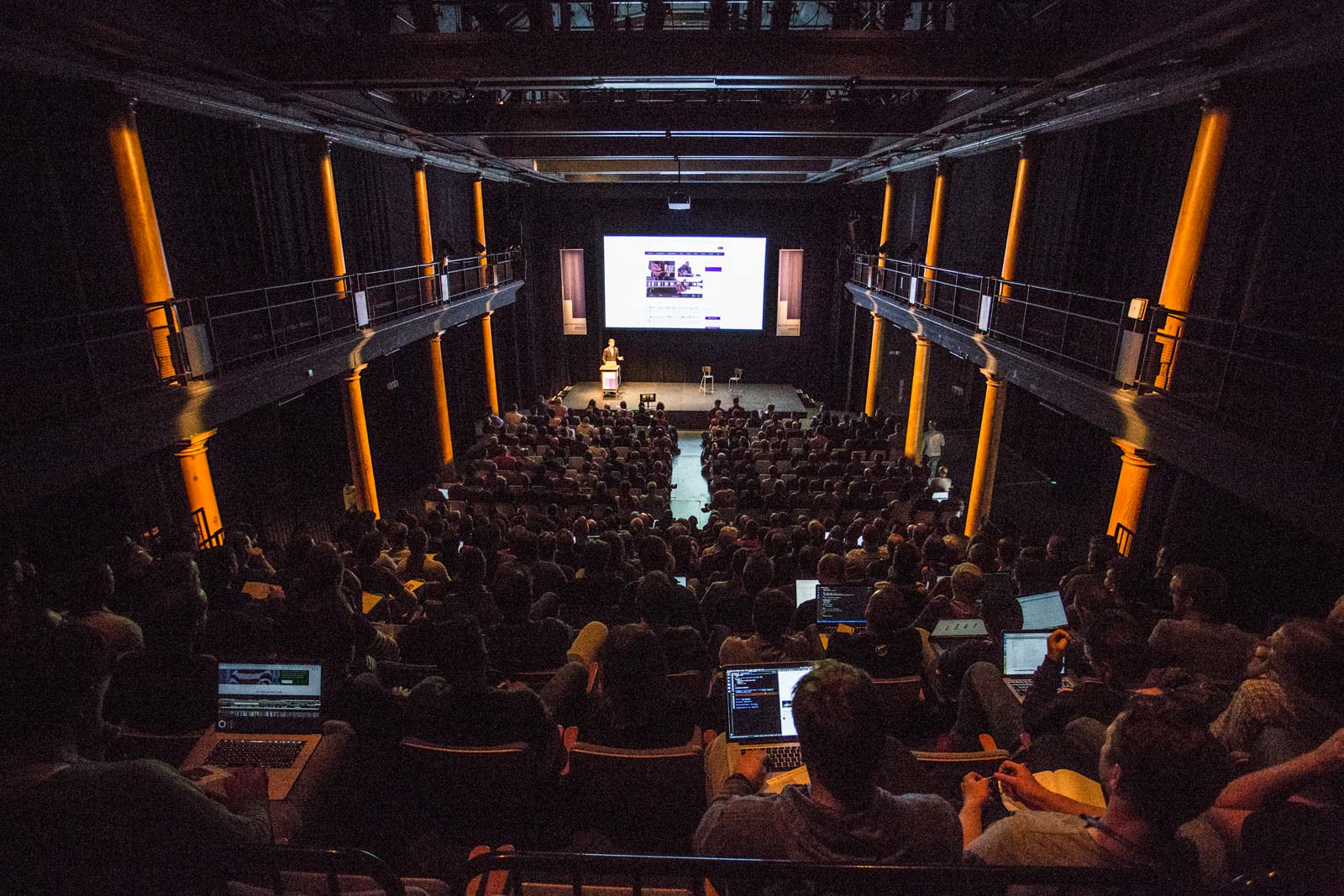 Audience listening to a talk at performance.now() 2018